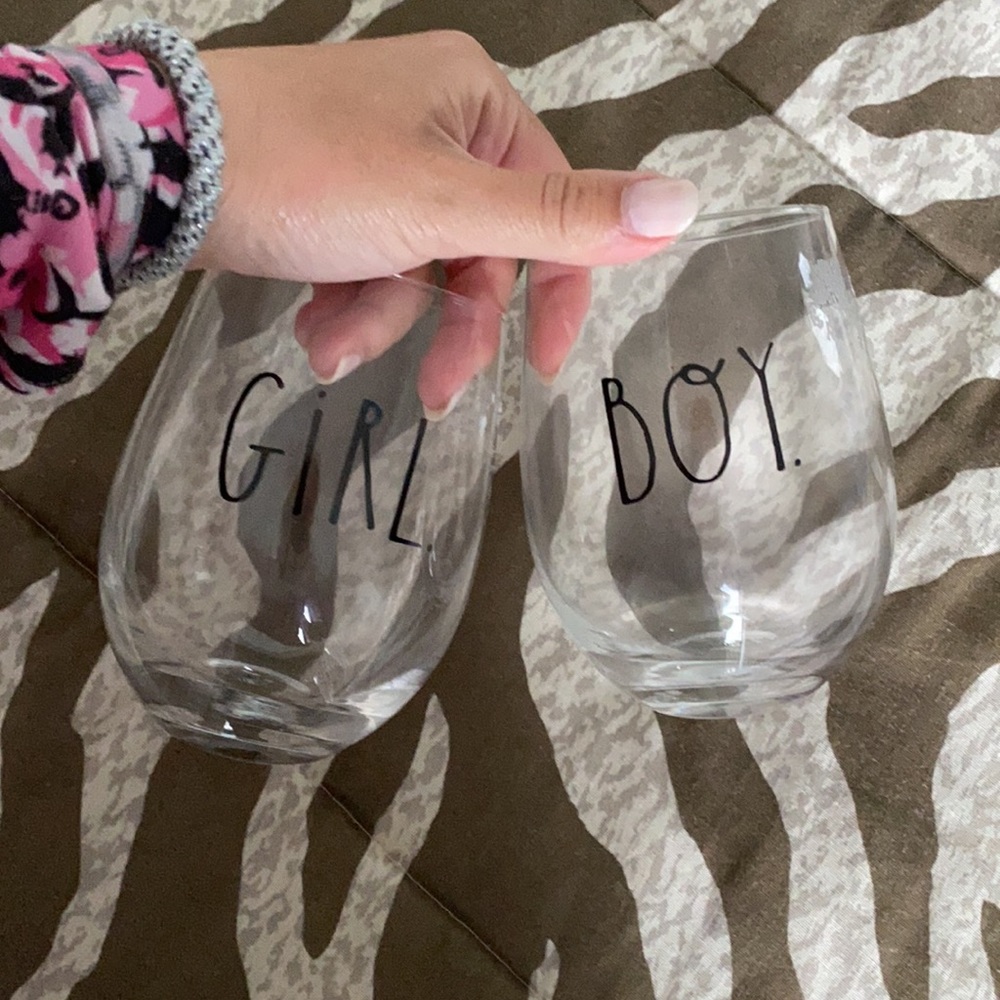 🗽❤️Rae Dunn Stemless Wine Glasses GIRL BOY